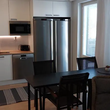 Huoneisto Kauppatie, Kolmelle