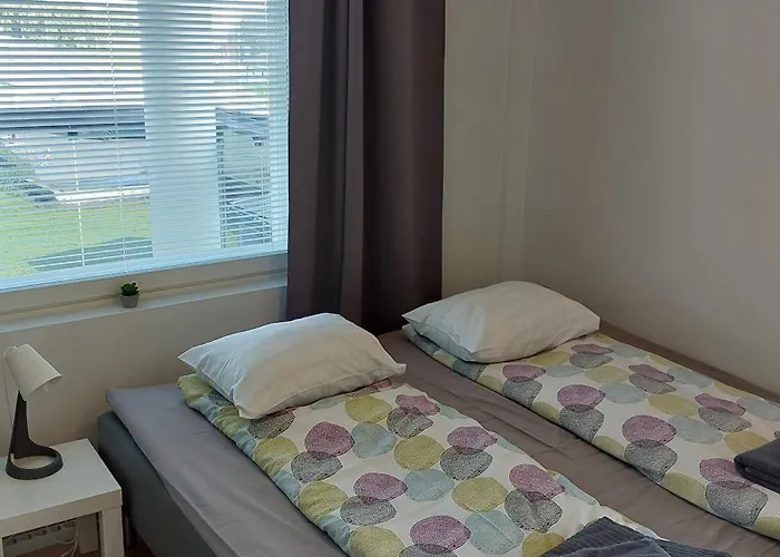 Kauppatie, Kolmelle *