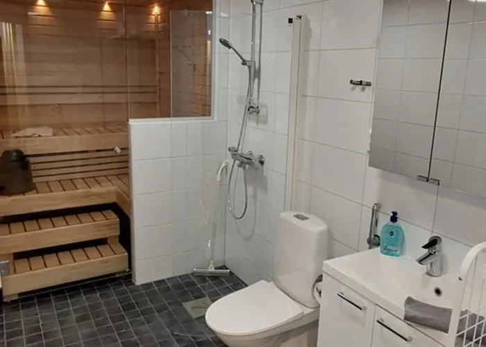 Kauppatie, Kolmelle Apartamento